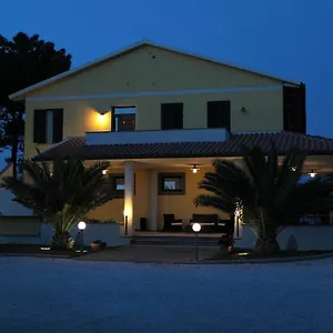 agriturismo-villa-caprareccia.it-tuscanyhotel.com/