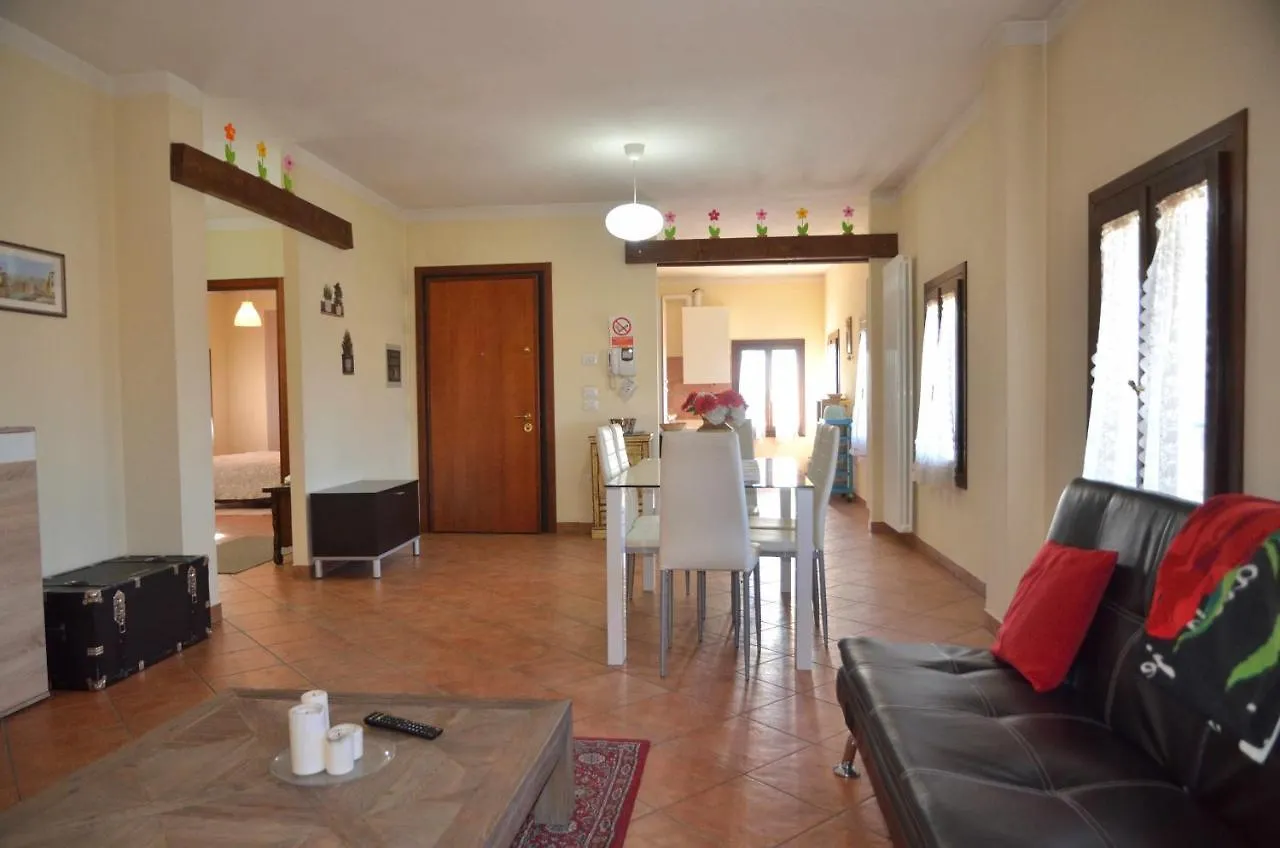 Elegante Ed Economico Appartamento A Camposampiero 0*,  Itálie